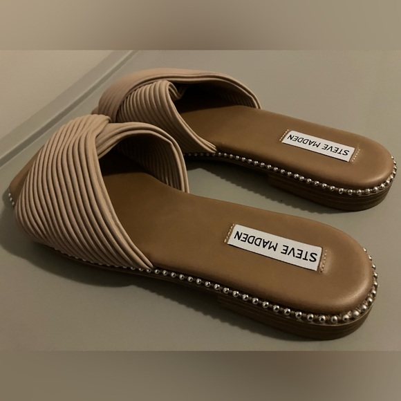 Steve Madden Ravina Sandal - Picture 3 of 5